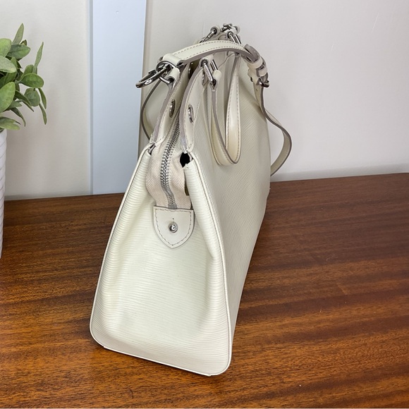 Louis Vuitton Brea MM Epi Ivory Satchel - Picture 4 of 14